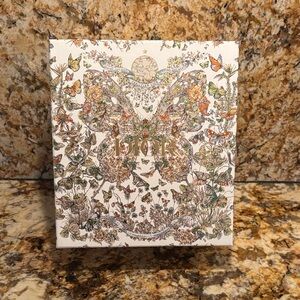 Dior Floral Butterfly Box - Gold Logo
